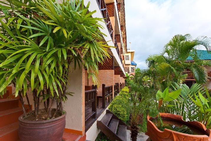 Cha Am Villa Beach Hotel in Thailand