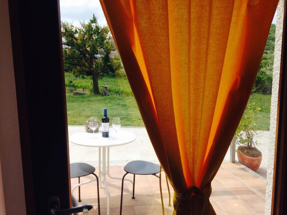 Bed & Wine Rocco Zambri Hotel in Province of Foggia