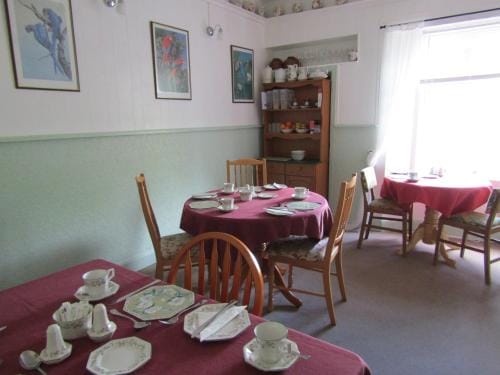 Athollbank Guest House Hotel in Dundee