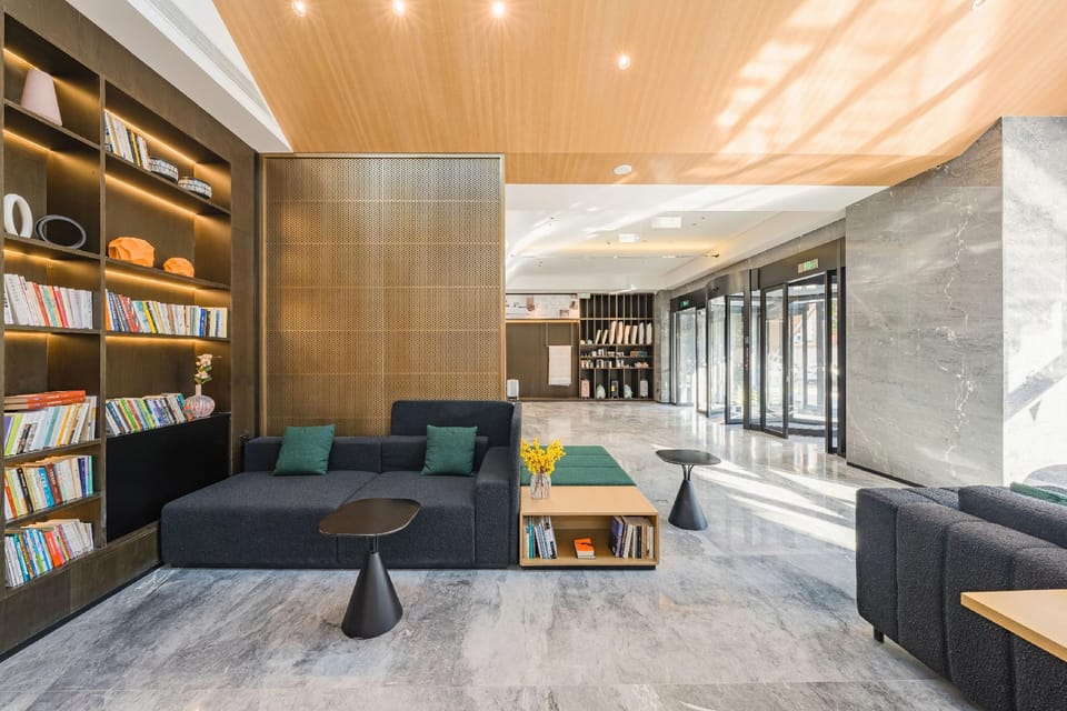 Atour Hotel Shijiazhuang Railway Station Jianshe South Street Hotel in China