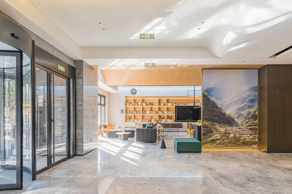 Atour Hotel Shijiazhuang Railway Station Jianshe South Street Hotel in China