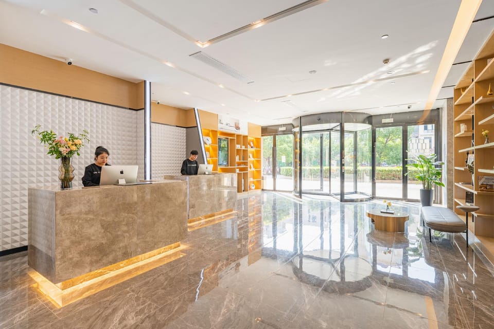 Atour Hotel Wuxi Huishan Wanda Plaza Hotel in Suzhou