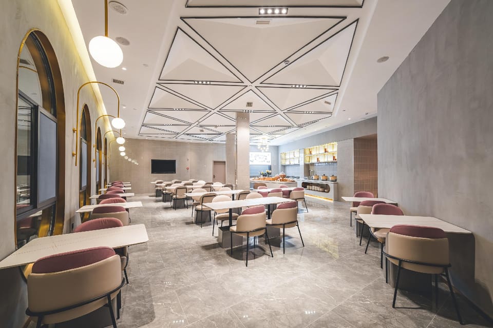 Atour X Hotel Chengdu Kuai Zhai Zane Kuixing Building Hotel in Chengdu