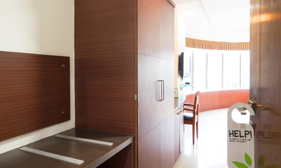 Hotel Dev Corporate Hotel in Ahmedabad