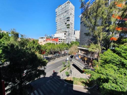 Habitacion privada en coliving, super ubicacion Hotel in Mexico City