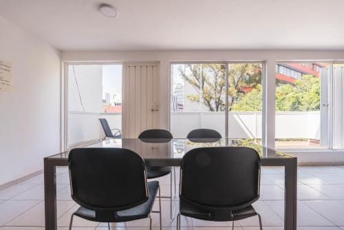 Habitacion privada en coliving, super ubicacion Hotel in Mexico City