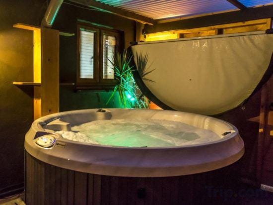 Lavender - Luxurious Barn Conversion Hotel in Wales
