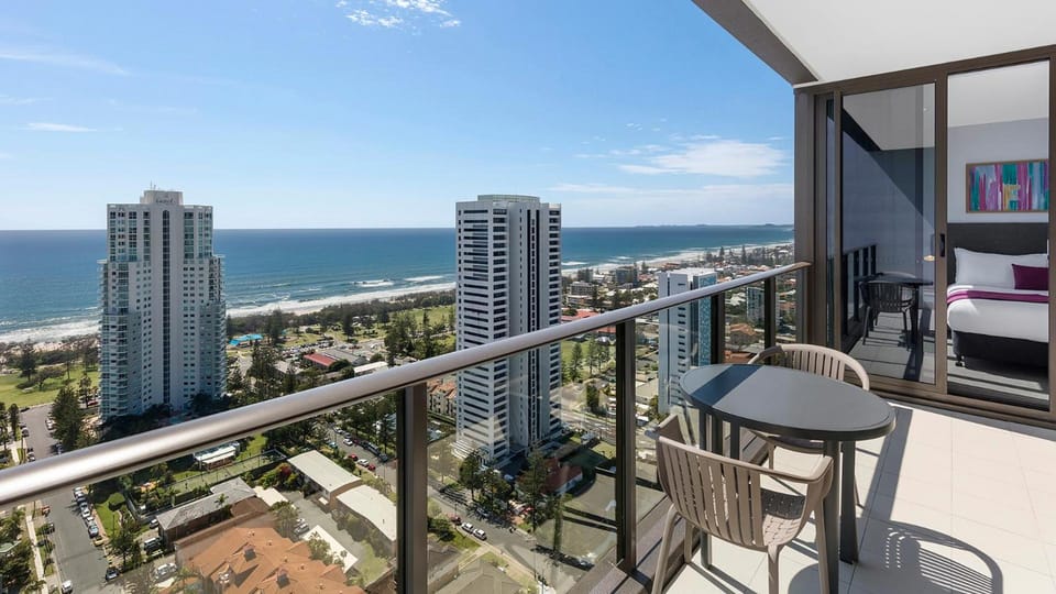 Avani Broadbeach Residences Hotel in Mermaid Waters