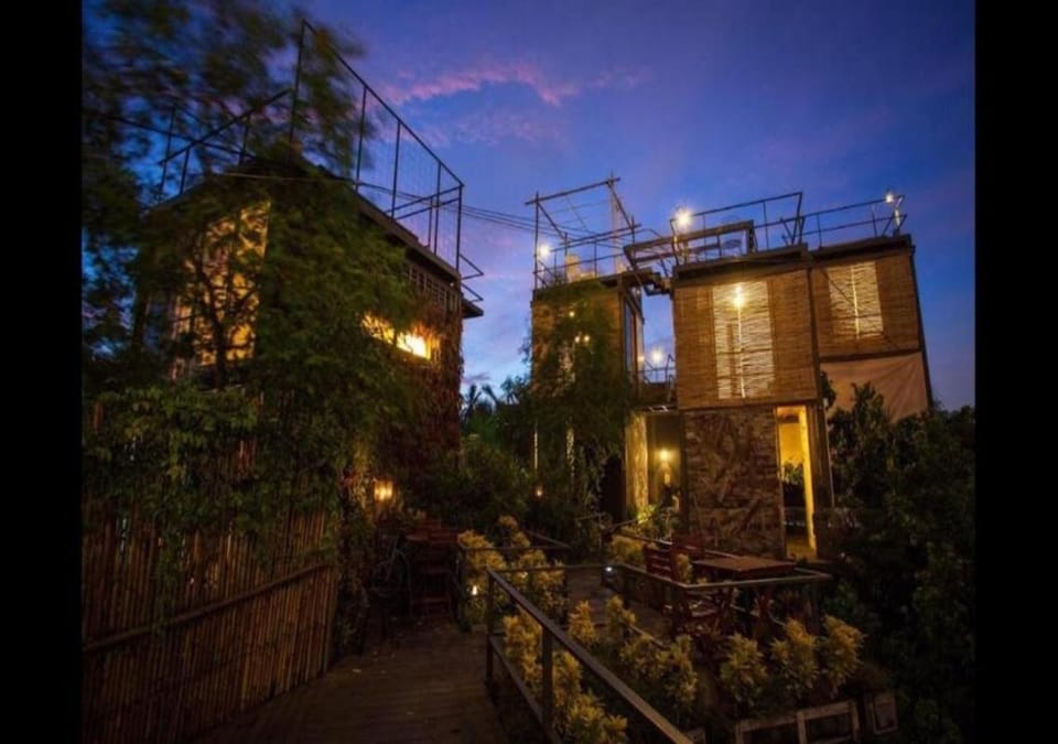 Bangkok Tree House Resort in Bangkok