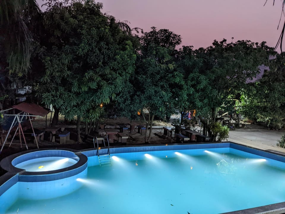 Swimming pool