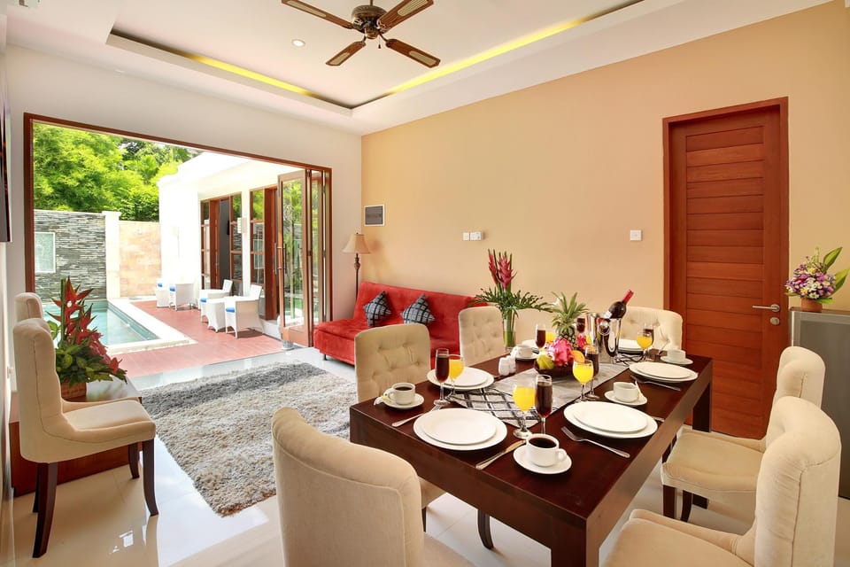 Lucia Villa Seminyak Beachside Hotel in Kuta