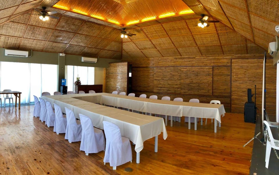 Kota Beach Resort Resort in Central Visayas