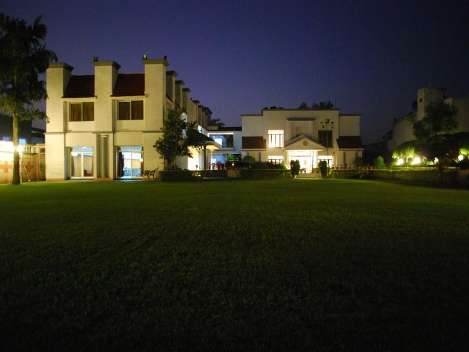 Charans Club & Resorts Pvt. Ltd. Resort in Lucknow