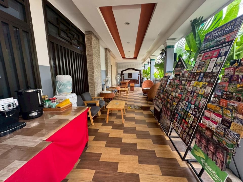 Home Place Hotel Hotel in Chiang Mai