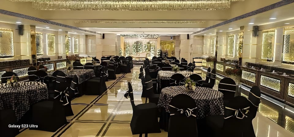 Grand Continental Hotel in Uttar Pradesh