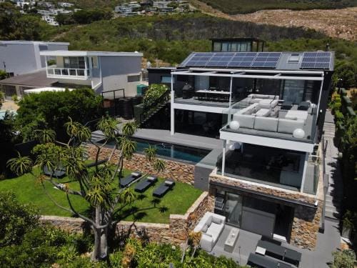 PREMIUM CAPE Camps Bay Lodge Hotel in Cape Town