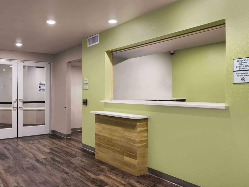 WoodSpring Suites Cedar Park - Austin North Hotel in Leander