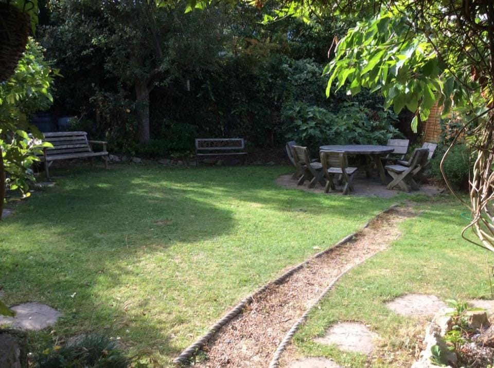 Cavell House Bed and Breakfast Hotel in Wales