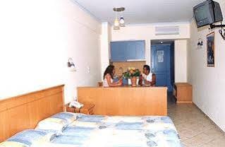 Bella Mare Hotel Apartments Hotel in Rethymno