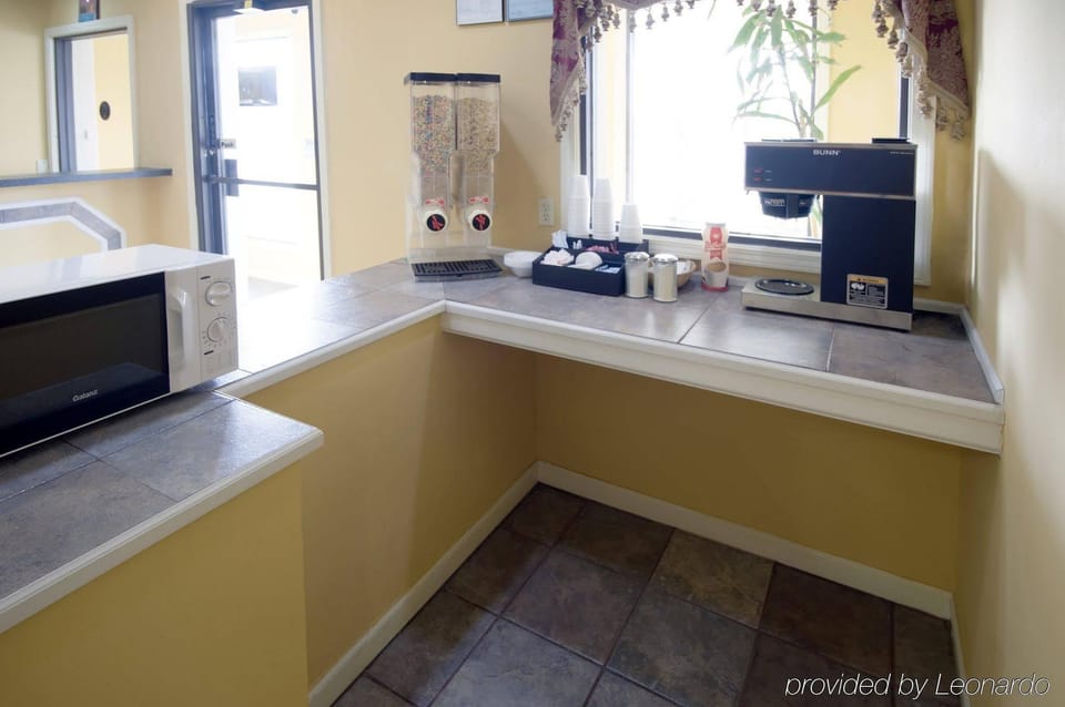 Hilcrest Inn & Suite Hotel in Enterprise