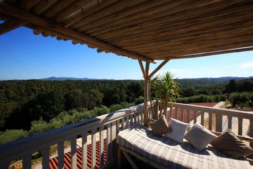 INTiO  natural home concept Apartment hotel in Tuscany