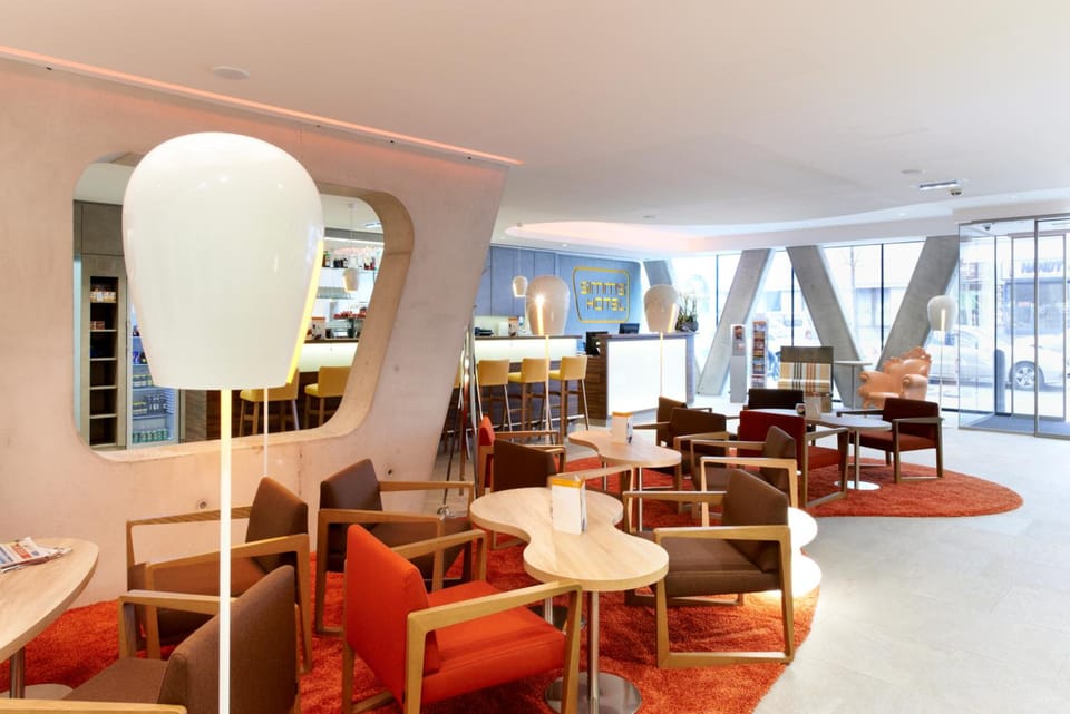 Bar/lounge