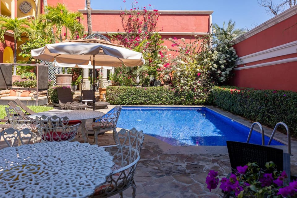 Collection O Casa Bella Hotel Boutique, Cabo San Lucas Hotel in Cabo San Lucas