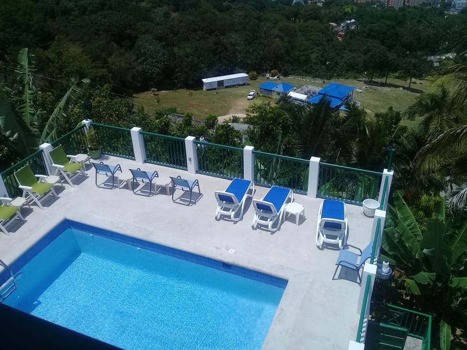 Pink Rock Inn Bed and Breakfast Inn in Ocho Rios
