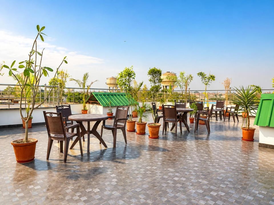 Hotel Srivinayak Hotel in New Delhi