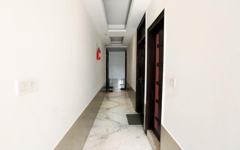 Hotel Srivinayak Hotel in New Delhi