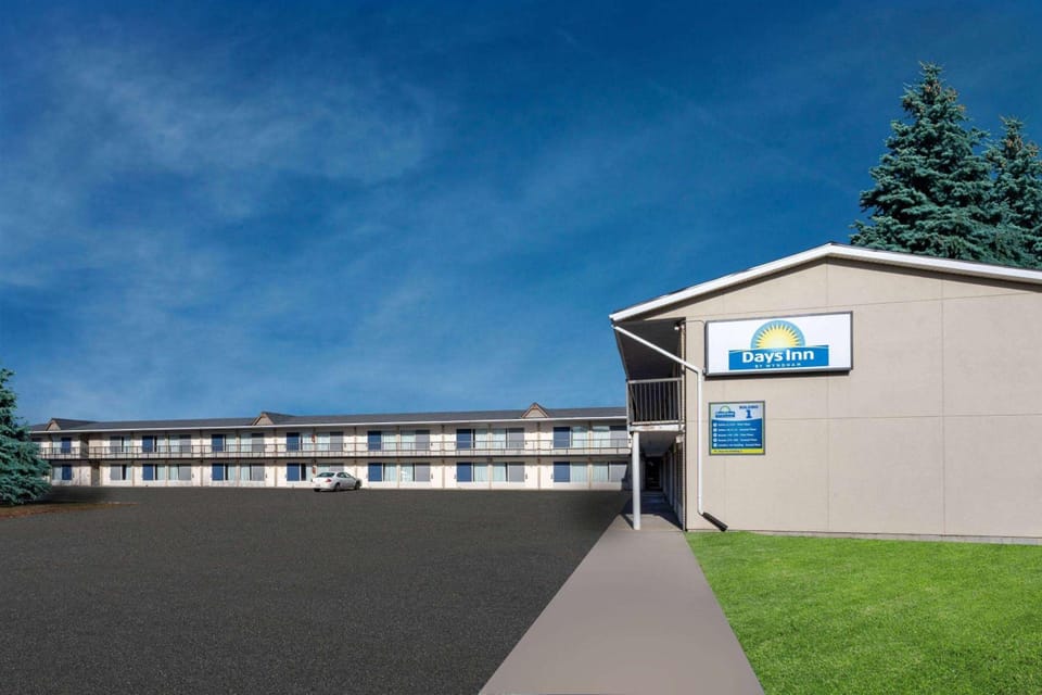 Days Inn by Wyndham Birch Run Hotel in Birch Run