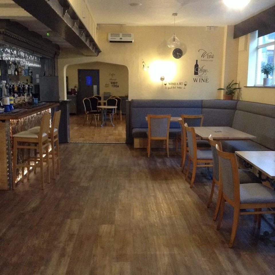 The Bear On The Square Hotel in Barrow-in-Furness District