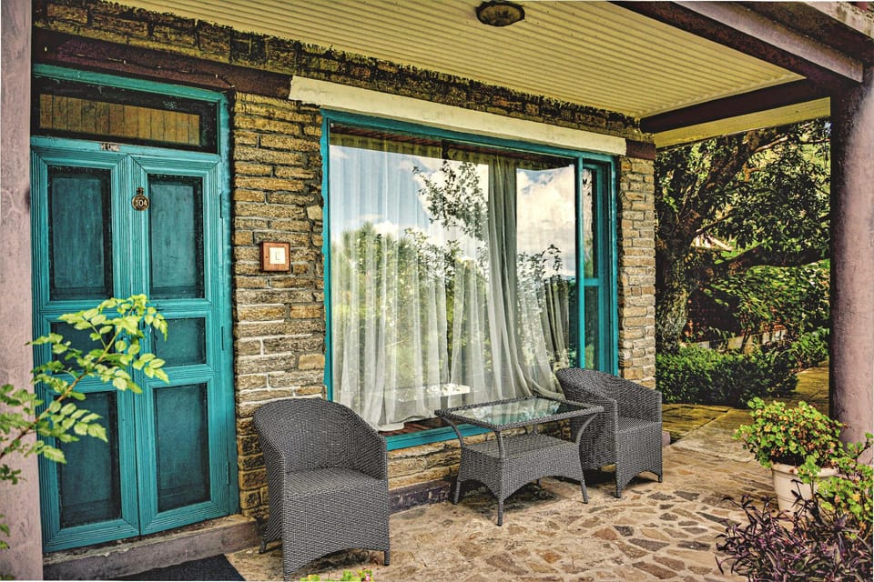 Mohans Binsar Retreat Hotel in Uttarakhand