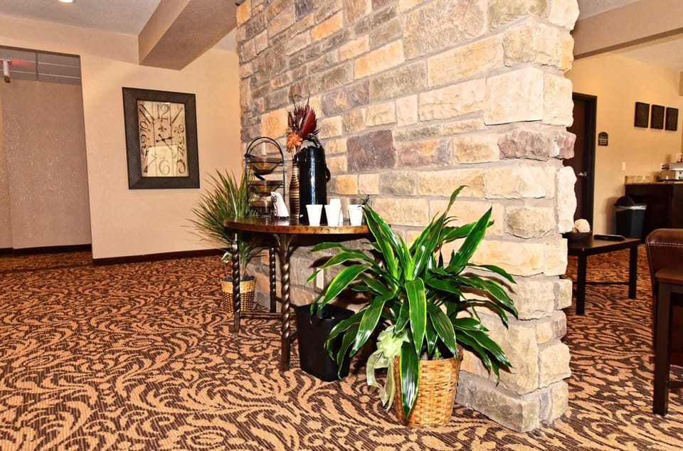 Cobblestone Inn & Suites – Clarion Hotel in Iowa