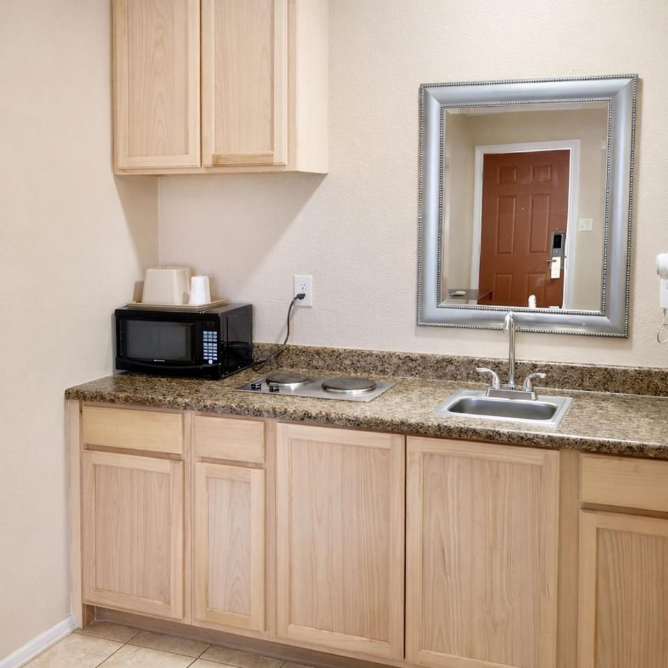 Regency Inn Hondo Motel in Rio Grande