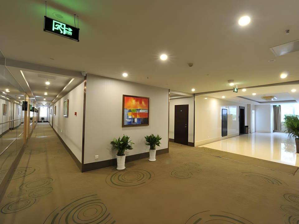 Green Tree Inn Huaian Wanda Plaza East Jiankang Road Hotel in Jiangsu