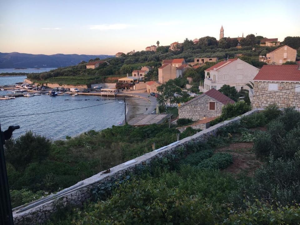 Apartmani Loredana - One-Bedroom Apartment with Sea View Hotel in Dubrovnik-Neretva County