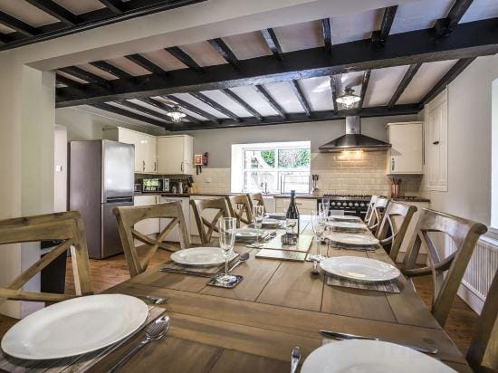 Barn Conversion - Hot Tub - Penally - Tenby Hotel in Saint Florence
