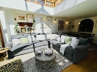 Dolls House - Luxury Townhouse - from 400 Per Night Hotel in Henley-on-Thames