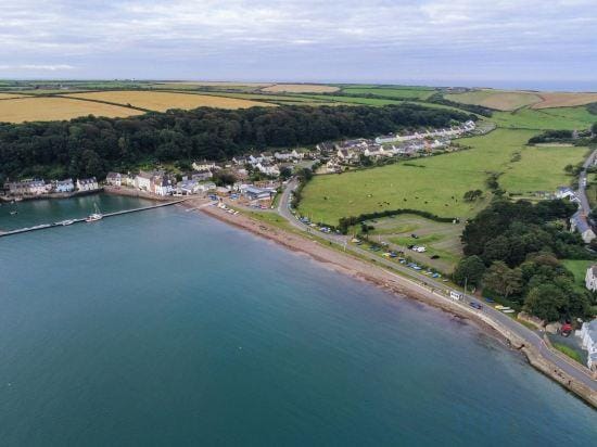 Brook Cottage - 1 Bedroom Cottage - Dale Hotel in Marloes and St. Brides