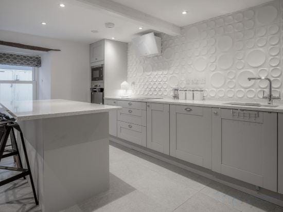 Caleb s Cottage - 4 Bedroom Cottage - Solva Hotel in Saint Davids