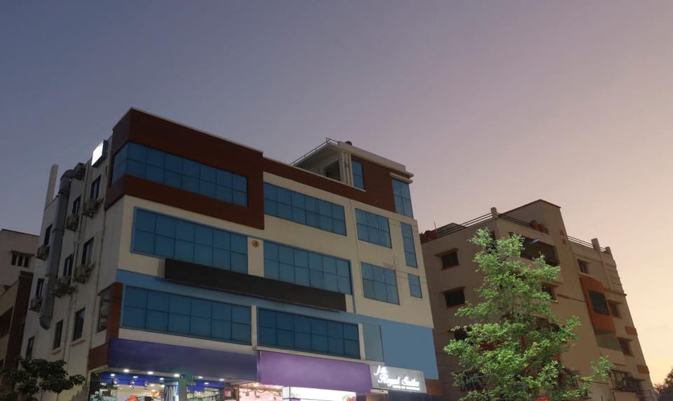 Itsy Hotels J A Royal Suites Manikonda Hotel in Hyderabad