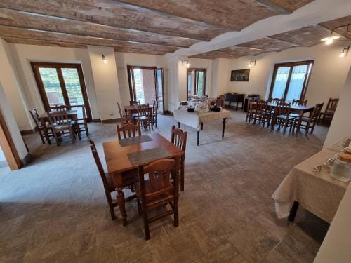 CASALE DEI PRIORI Hotel in Lazio