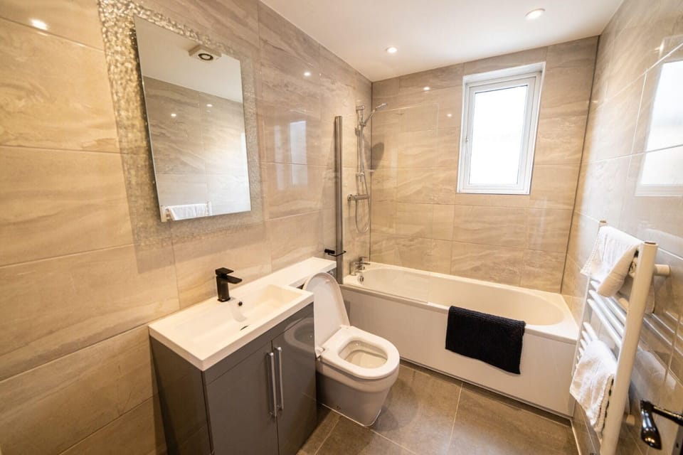 Hollywood Suite Sasco Apartments Hotel in Blackpool