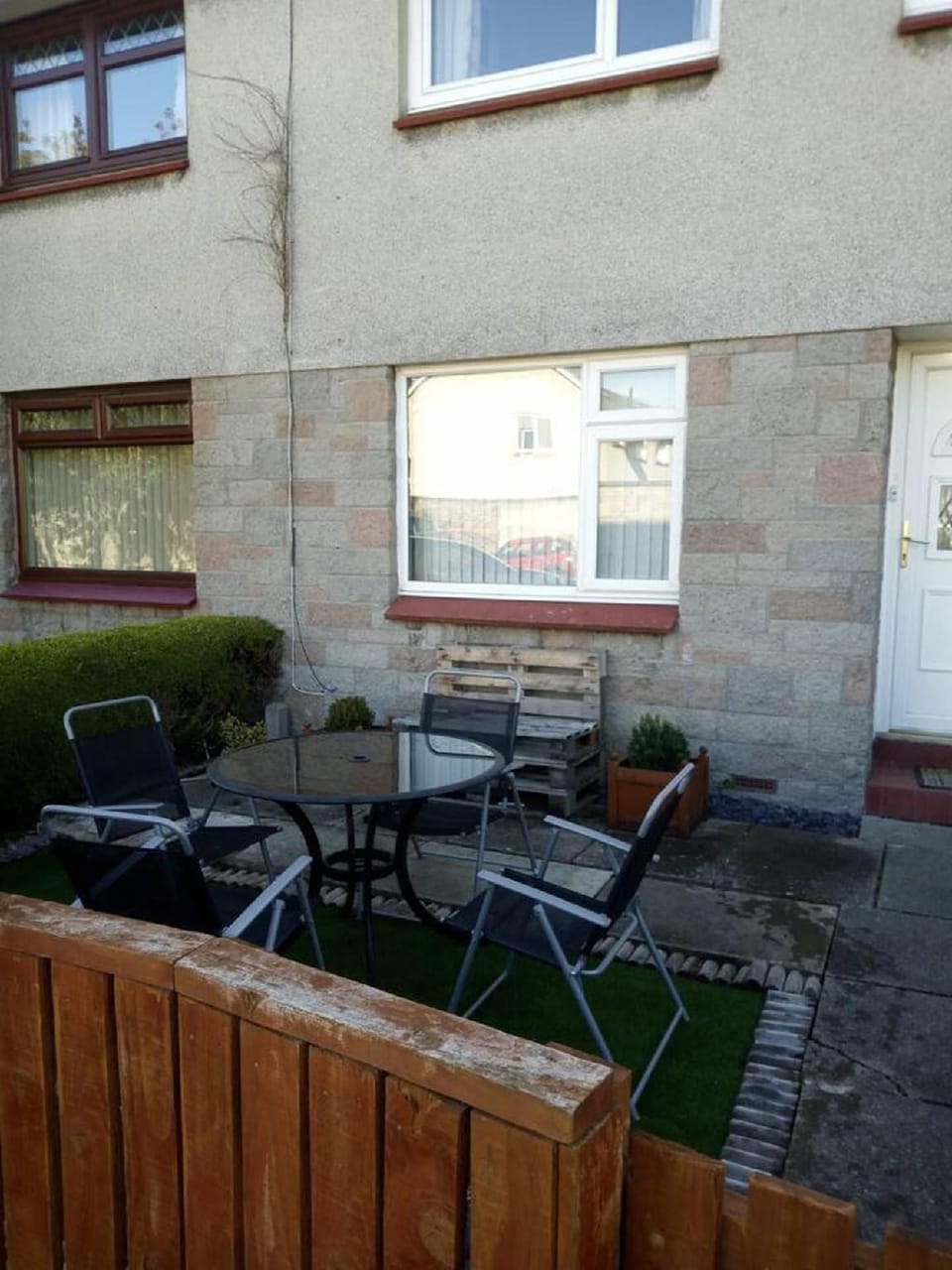 3-Bed House Sleeps 5 5 Min Walk from City Centre Hotel in Inverness
