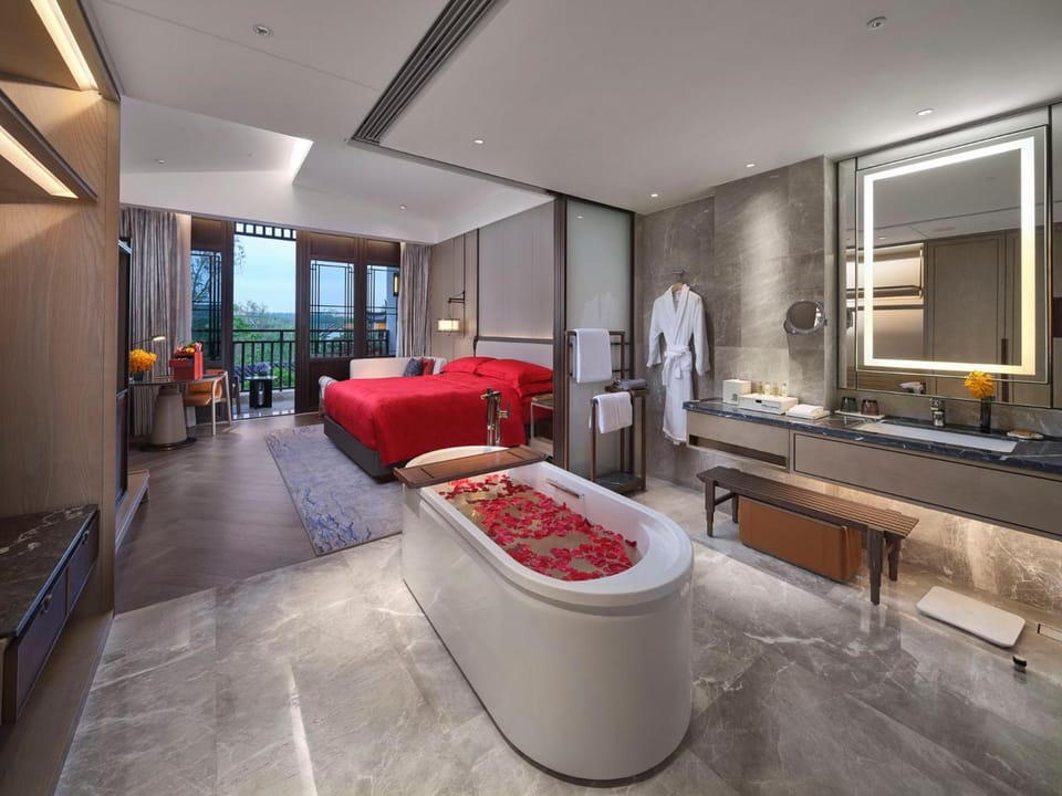 DoubleTree by Hilton Yancheng Dayangwan Hotel in Jiangsu