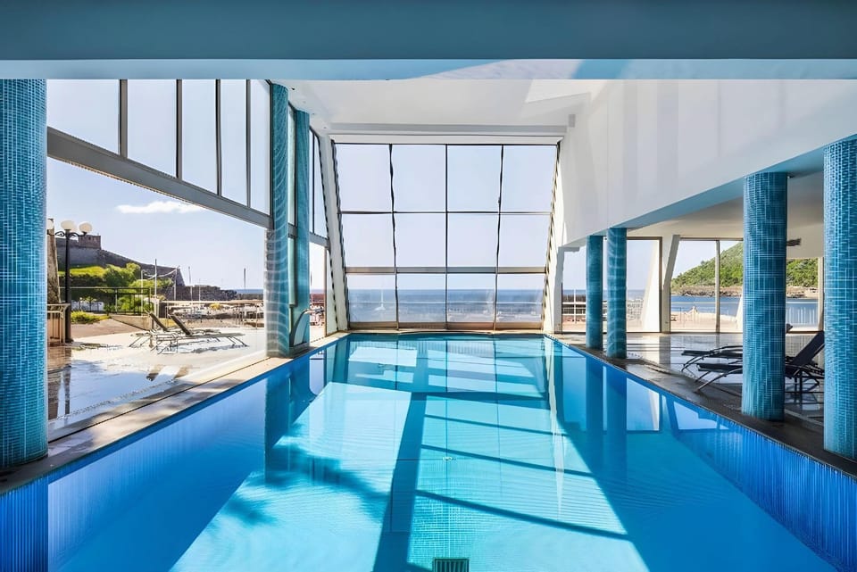 Angra Marina Hotel Hotel in Portugal