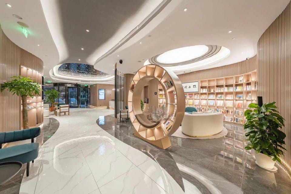 Atour Hotel Hangzhou Qianjiang Century City Zhenning Road Hotel in Hangzhou