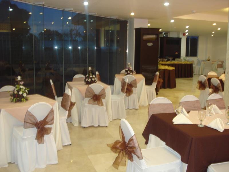 Alicia Hotel & Restaurant Hotel in Bicol