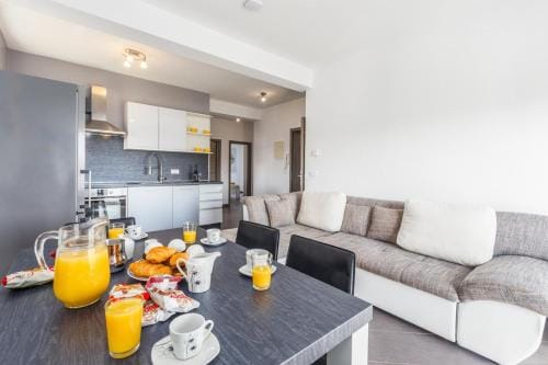 Villa Vita apartments & studios with common pool Hotel in Fažana